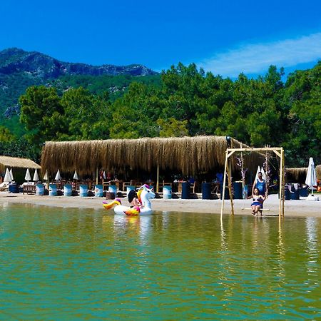 Green Pine Bungalows Oludeniz Bagian luar foto