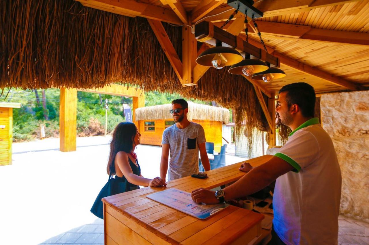 Green Pine Bungalows Oludeniz Bagian luar foto