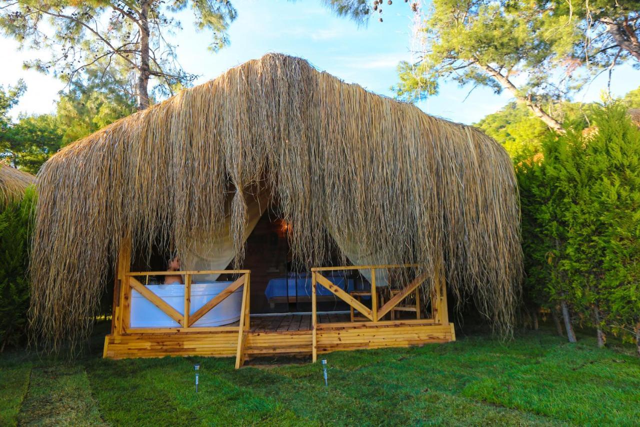 Green Pine Bungalows Oludeniz Bagian luar foto